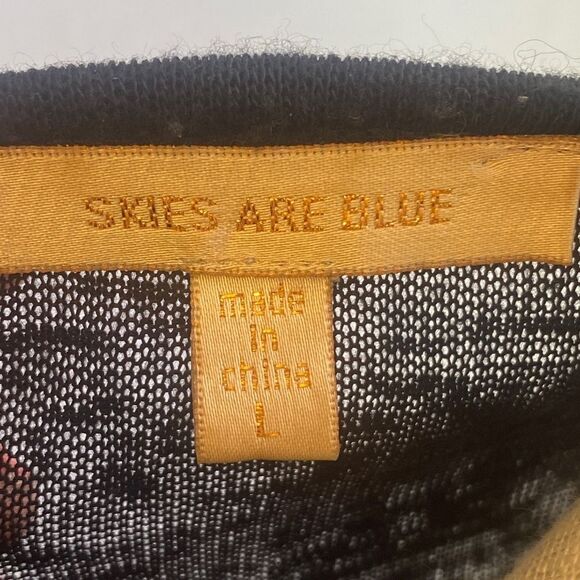 Skies Are Blue Knit 3/4 Length Tee w/ Asymmetrical Front Details•Large•Black - Picture 2 of 8